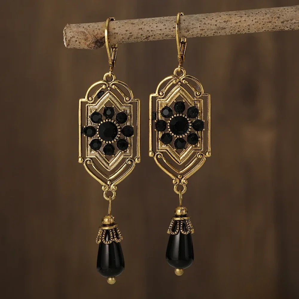Retro Black Earrings